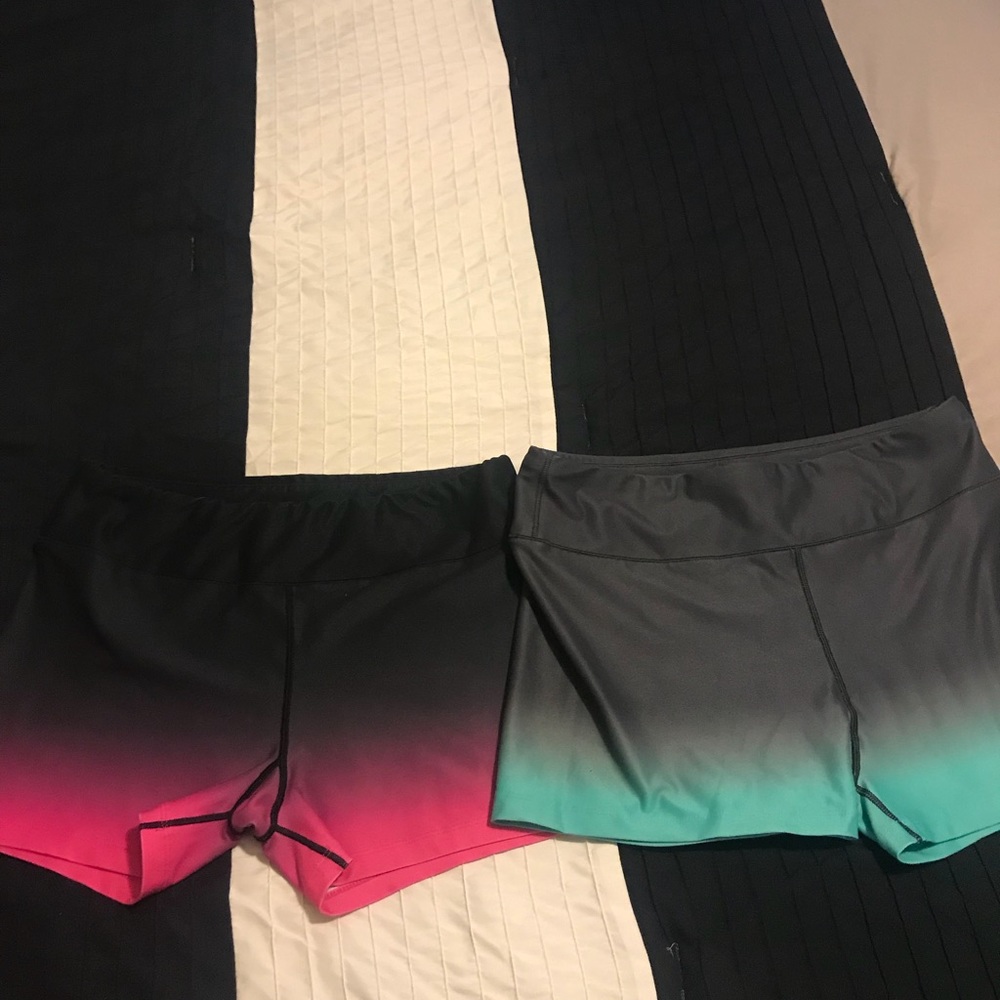 Athletic shorts size large and like new 🎉